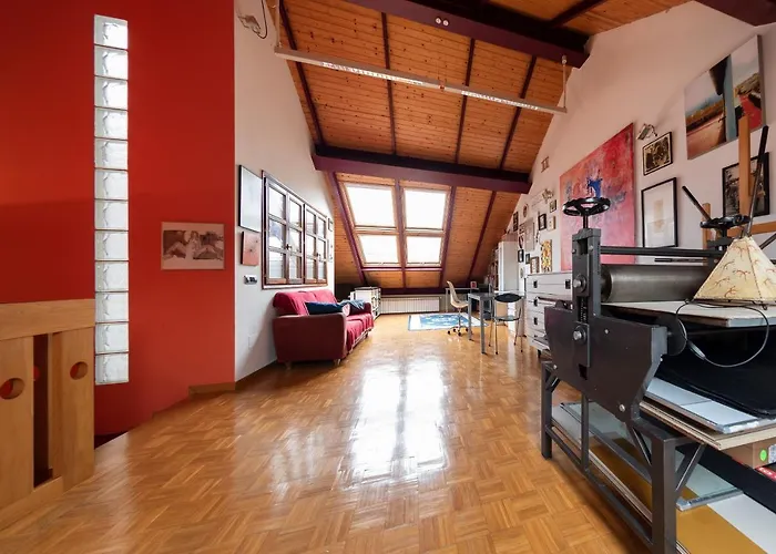 Duplex En El Centro Oviedo